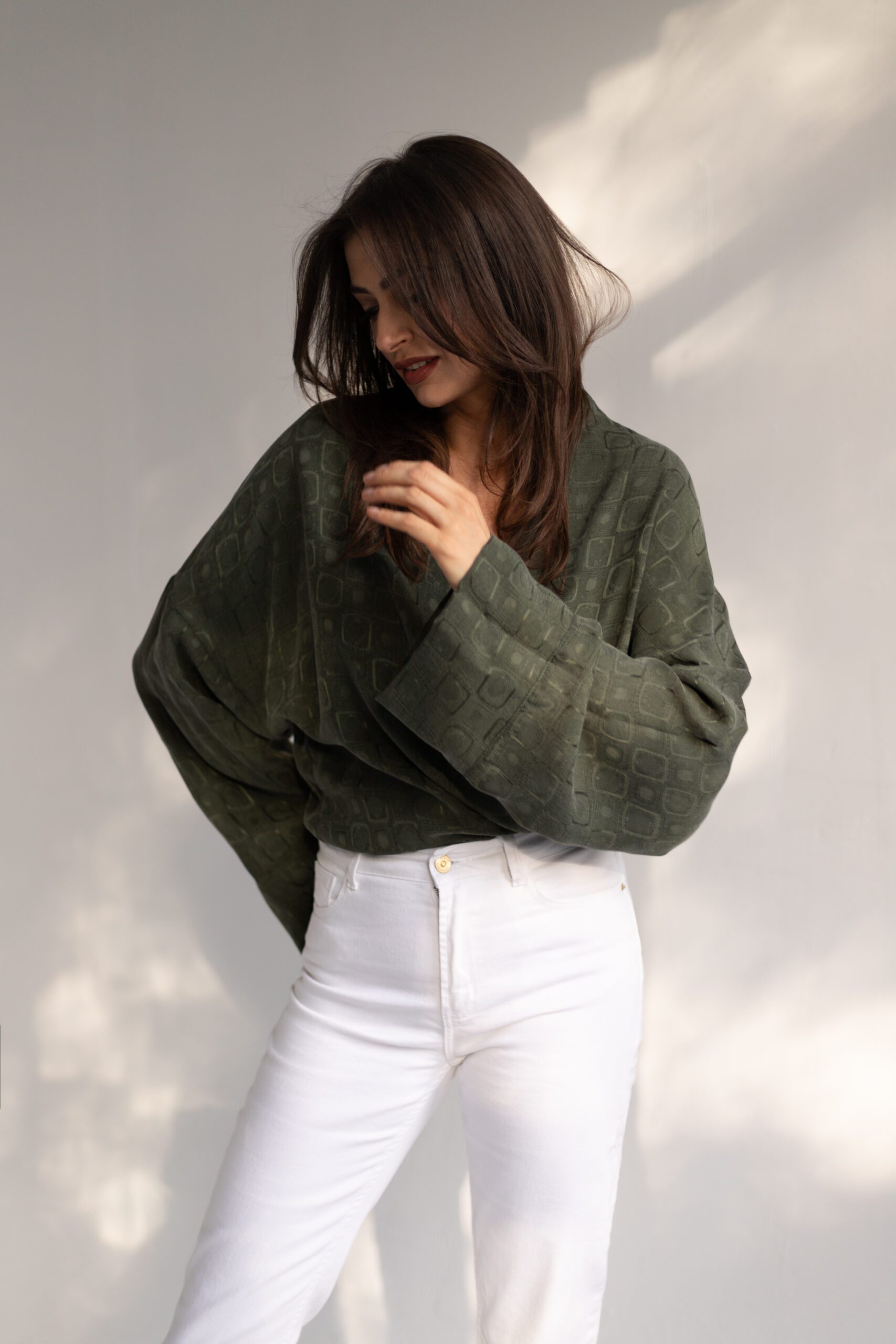 kimonowa bluzka ERI Khaki - obrazek 3