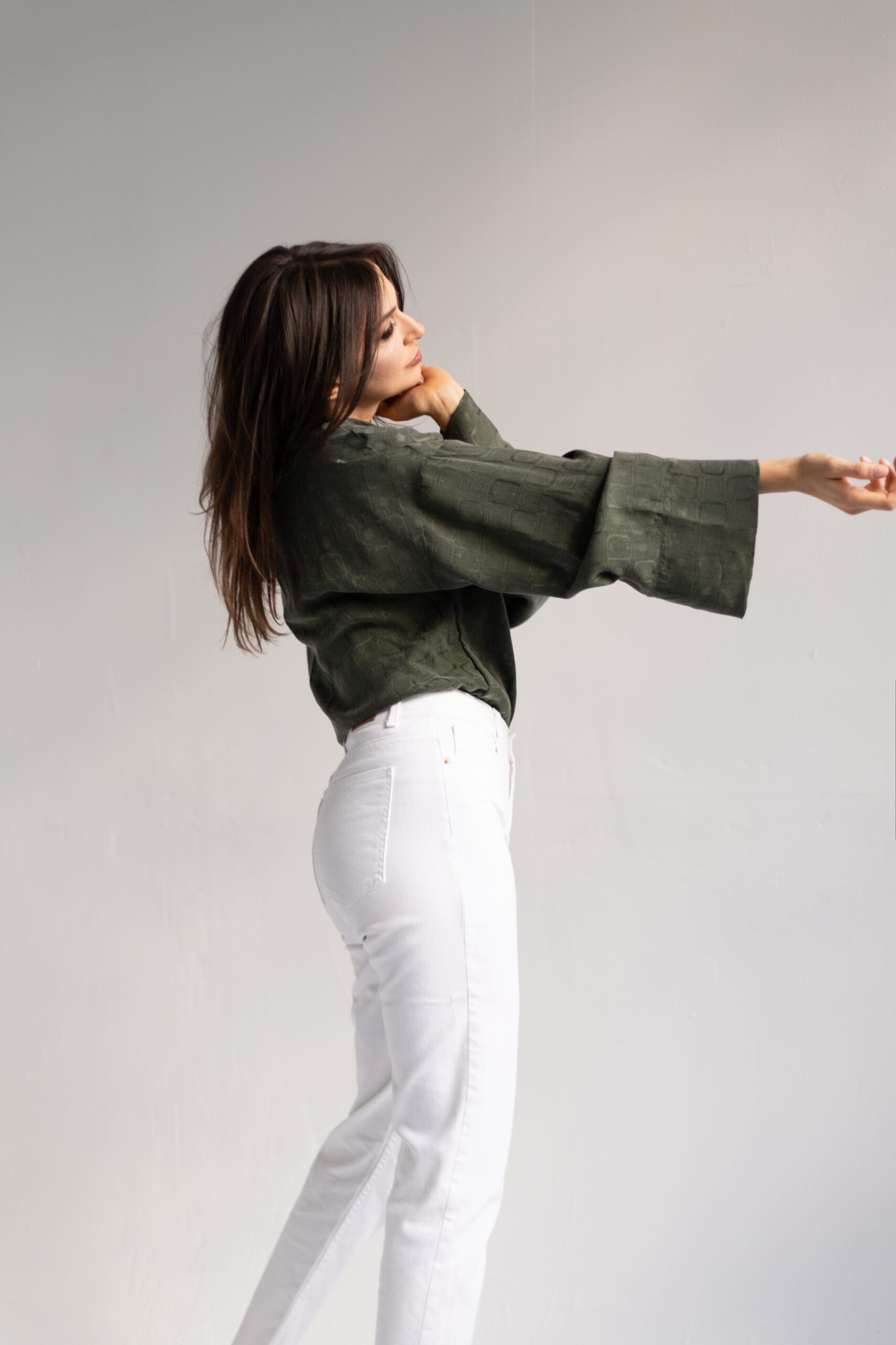 kimonowa bluzka ERI Khaki - obrazek 4